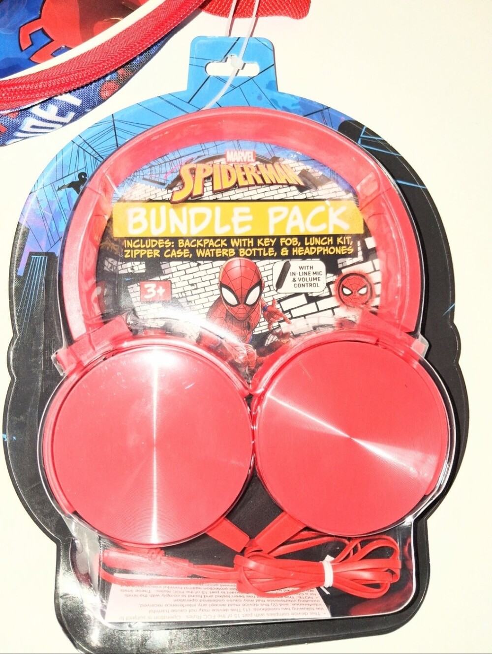 NWT Marvel Spider-Man Light Up Backpack 6 Piece Set Boy's Headphones Lunch Bag - Picture 12 of 17